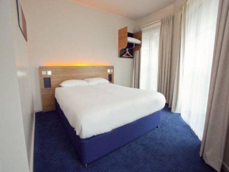 Travelodge Edinburgh Central Waterloo Place Kültér fotó